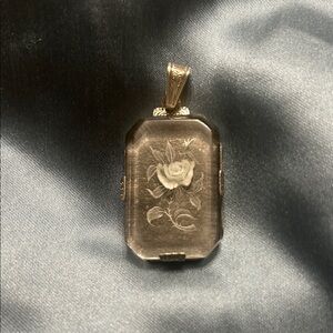 Gorgeous vintage Czech silver intaglio cut glass rose pendant